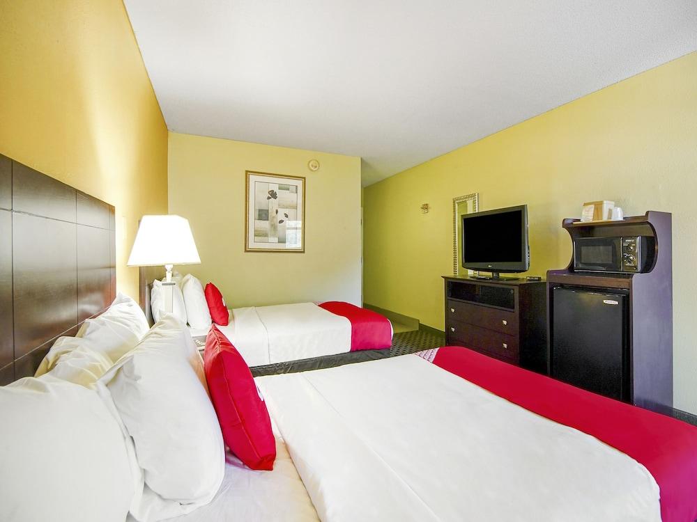 Hotel Baymont By Wyndham Williamsburg Exterior foto