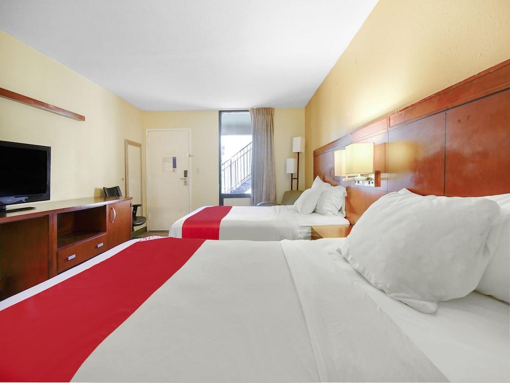Hotel Baymont By Wyndham Williamsburg Exterior foto